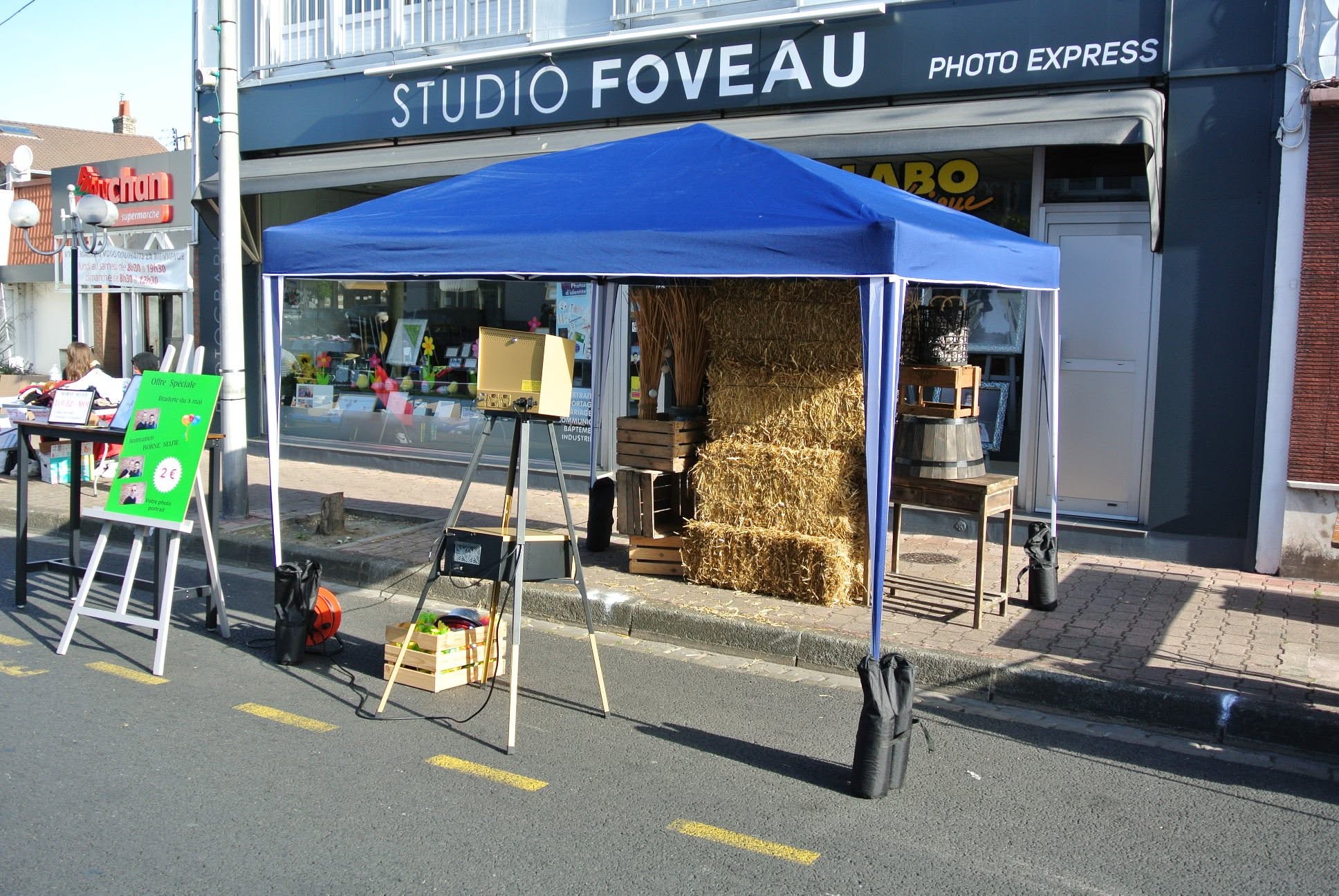 Entrée du Studio Foveau à Calais